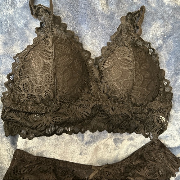 COPY - Lingerie Set Sz small Black Lace Bralette Bra Matching  Panties High L… - Picture 4 of 12